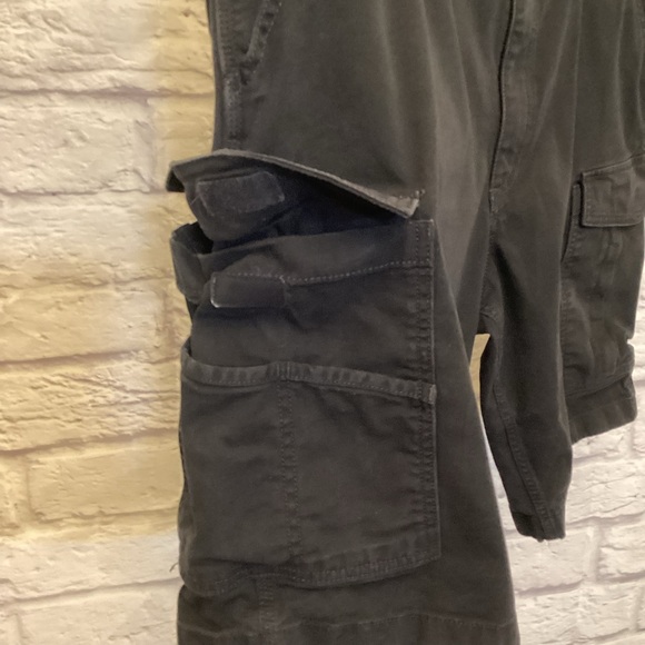 Carhartt 42 Rugged Flex Relaxed Fit Canvas Cargo Work Shortss Black 103542 - Picture 3 of 10